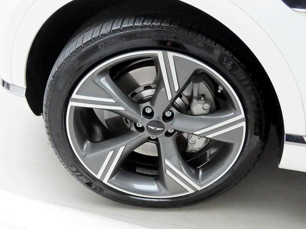 Genesis GV80 - Vista 5