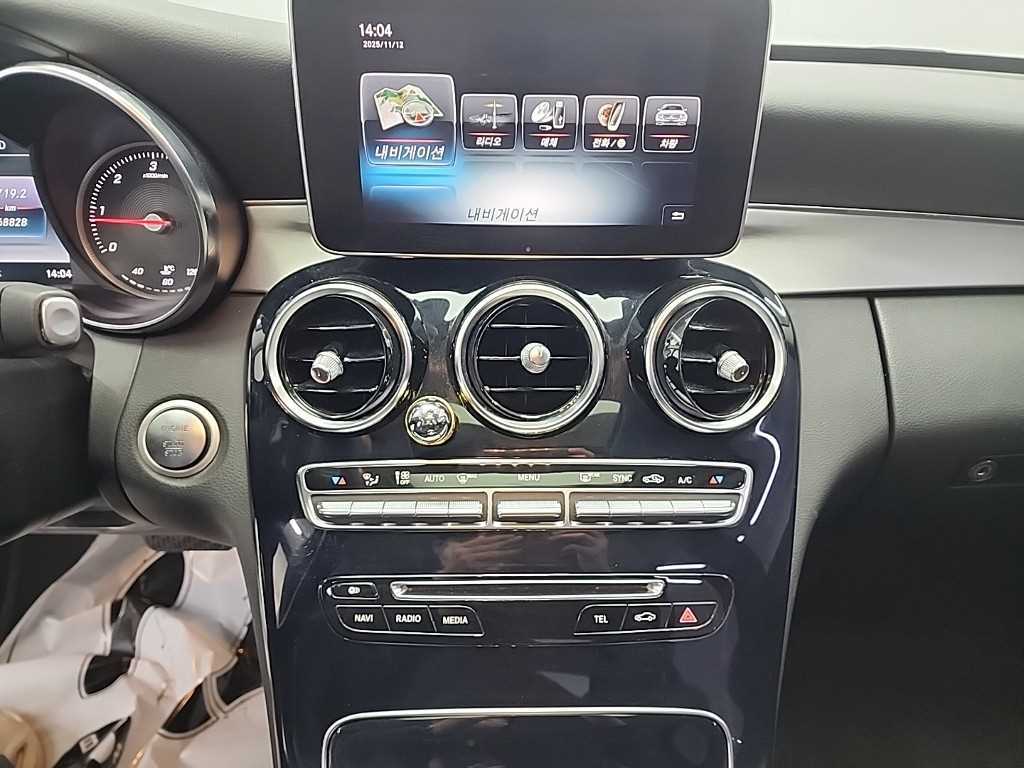 Mercedes Benz C Class - Vista 10