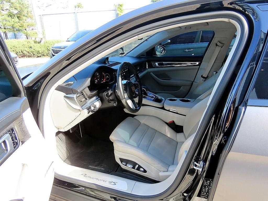 Porsche Panamera - Vista 5