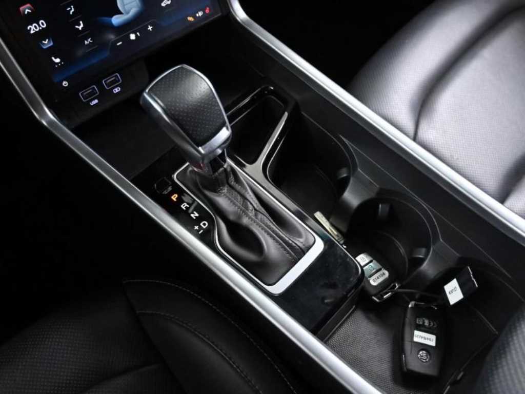 Ssangyong Torres - Vista 9