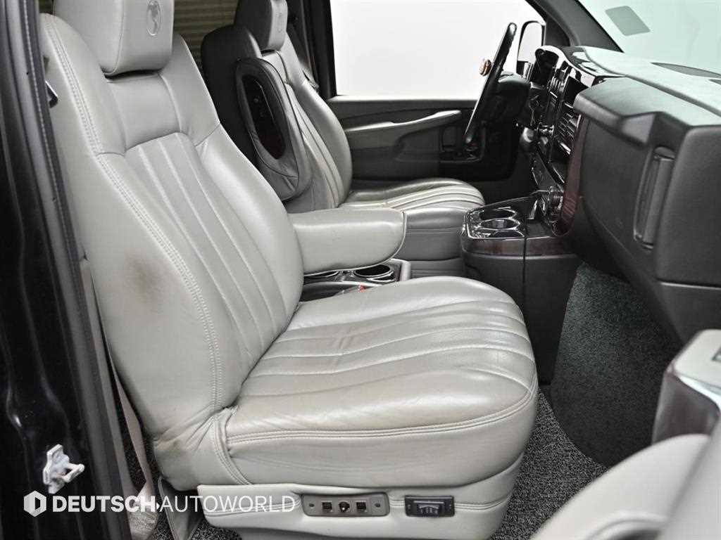 Chevrolet Express van - Vista 10