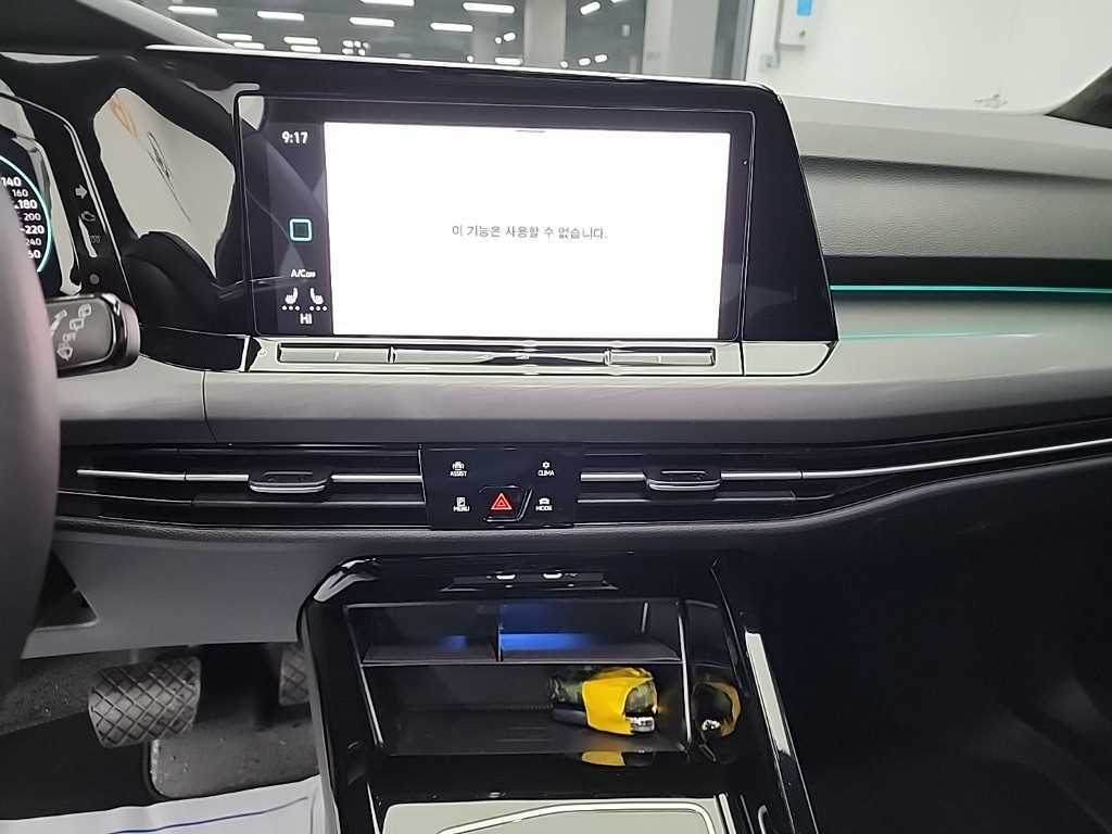 Volkswagen Golf - Vista 10