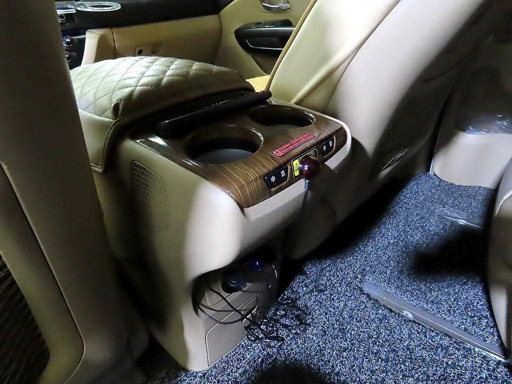 KIA Carnival 2016 Blanco - Importación desde Corea - HF Imports Iquique - Foto 15