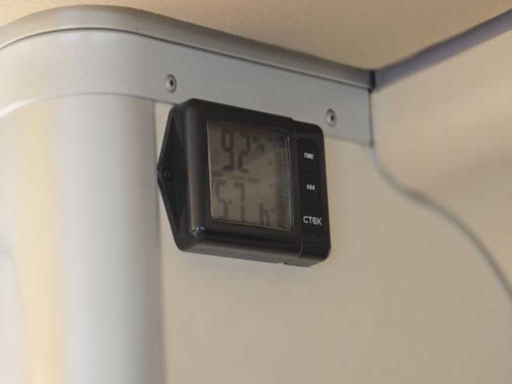 HYUNDAI Starex - Vista 9