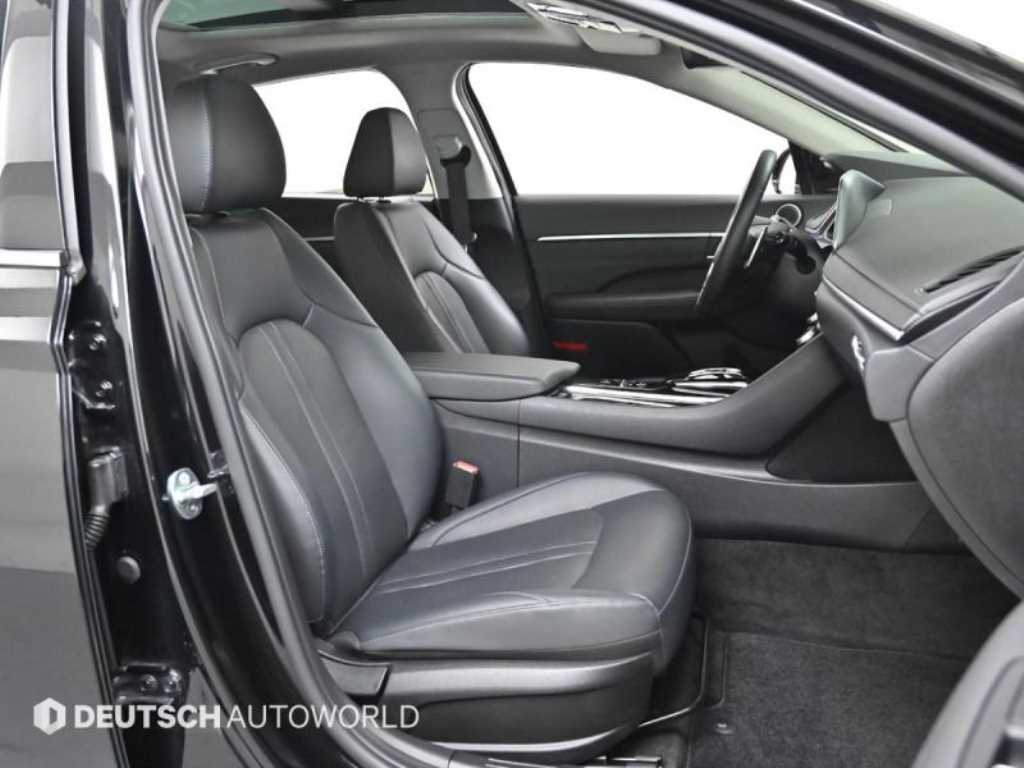 HYUNDAI Sonata - Vista 10