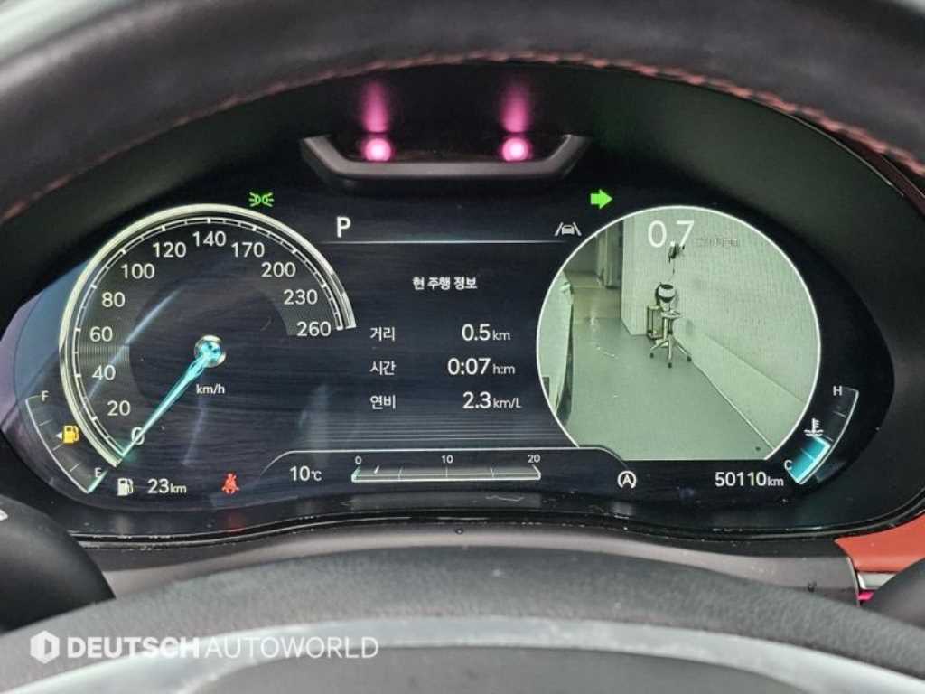 Genesis GV70 - Vista 8