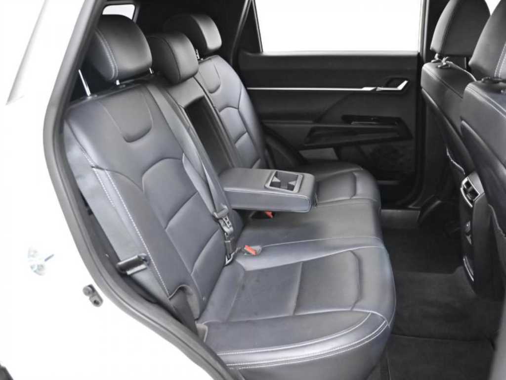 Ssangyong Torres - Vista 12