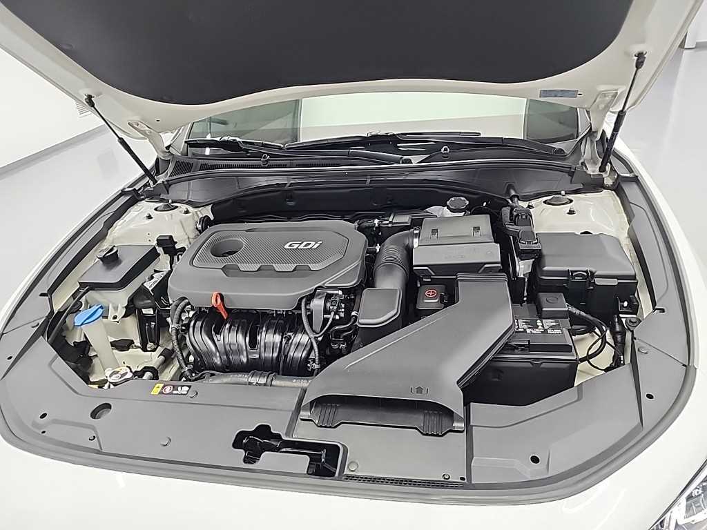 HYUNDAI Grandeur - Vista 5