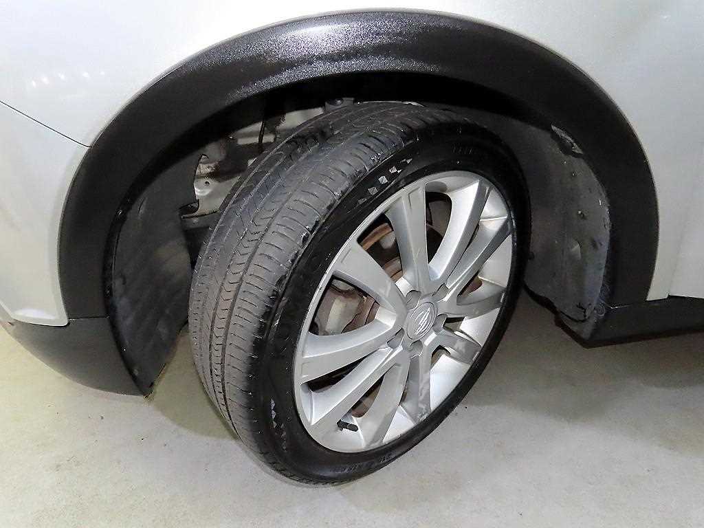 Ssangyong Tivoli 2016 Plateado - Importación desde Corea - HF Imports Iquique - Foto 20