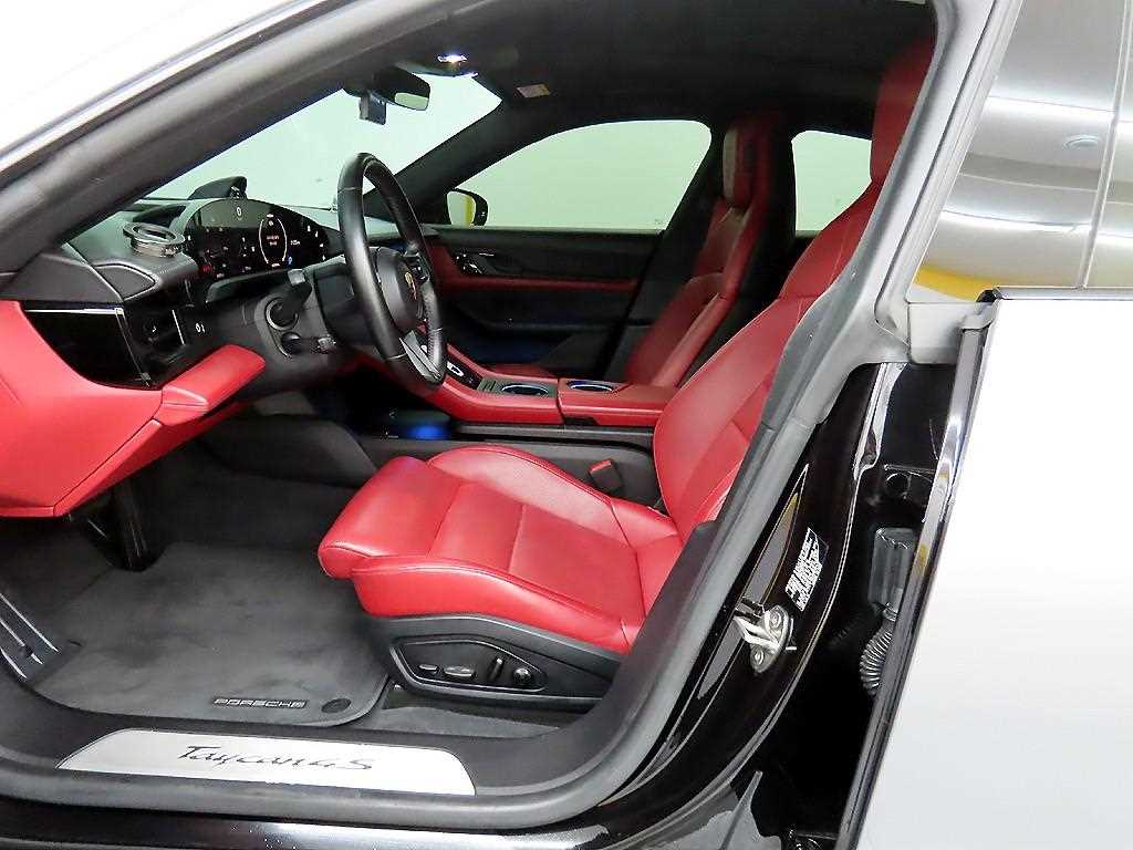 Porsche Taycan - Vista 5