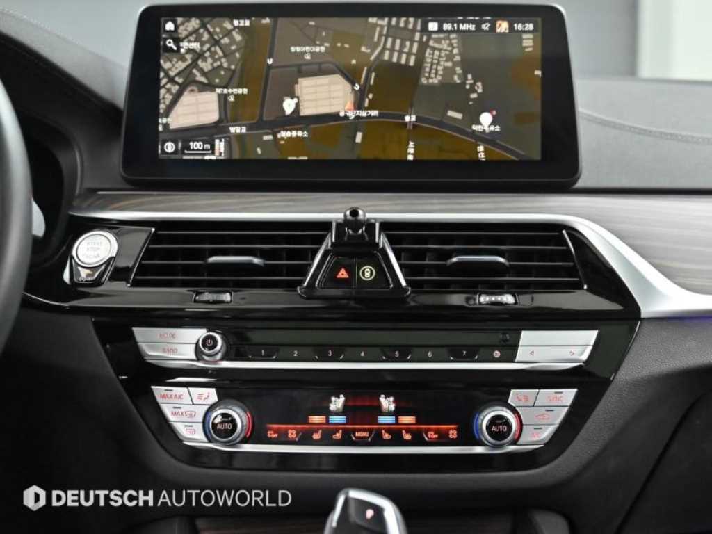 BMW 5 Series 2022 Negro - Importación desde Corea - HF Imports Iquique - Foto 14