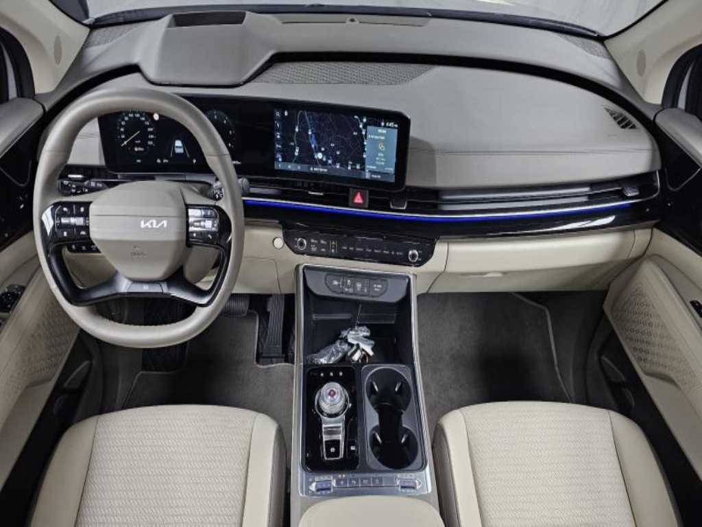 KIA Carnival - Vista 7