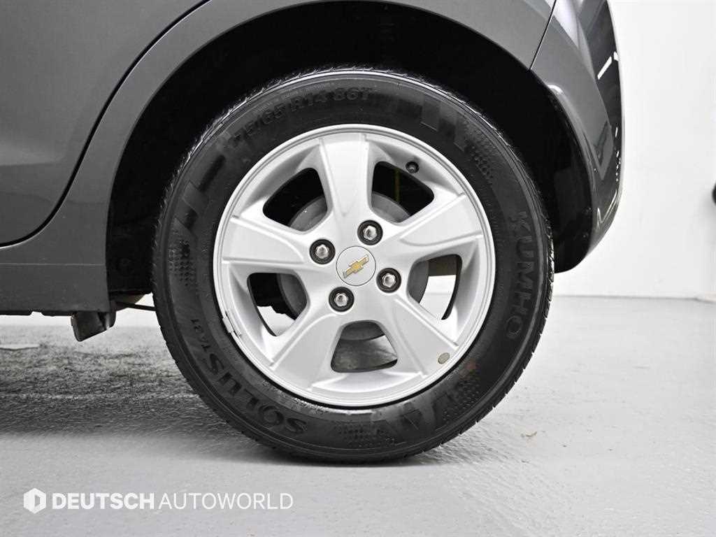 Chevrolet Spark - Vista 5