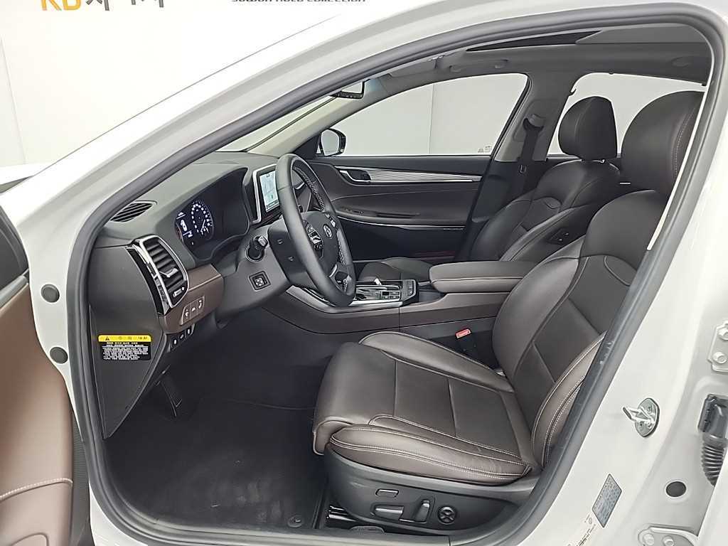 HYUNDAI Grandeur - Vista 11