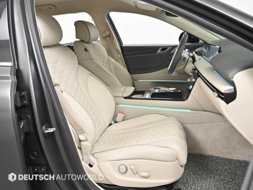 Genesis G80 - Vista 10