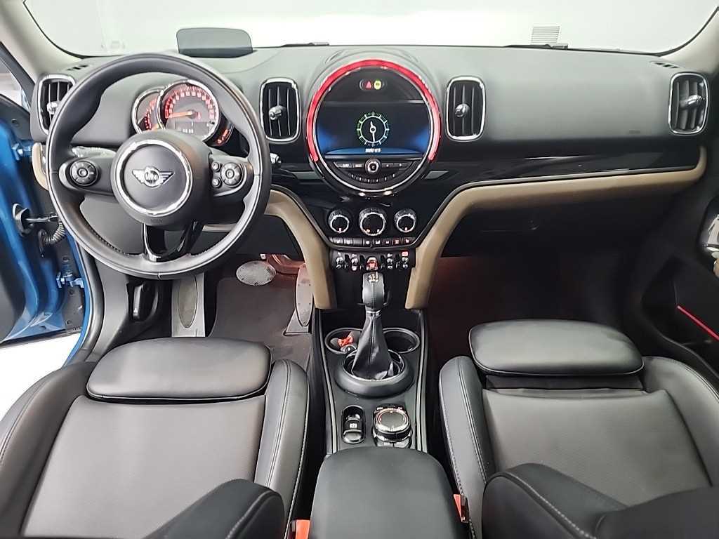 Mini Countryman - Vista 7