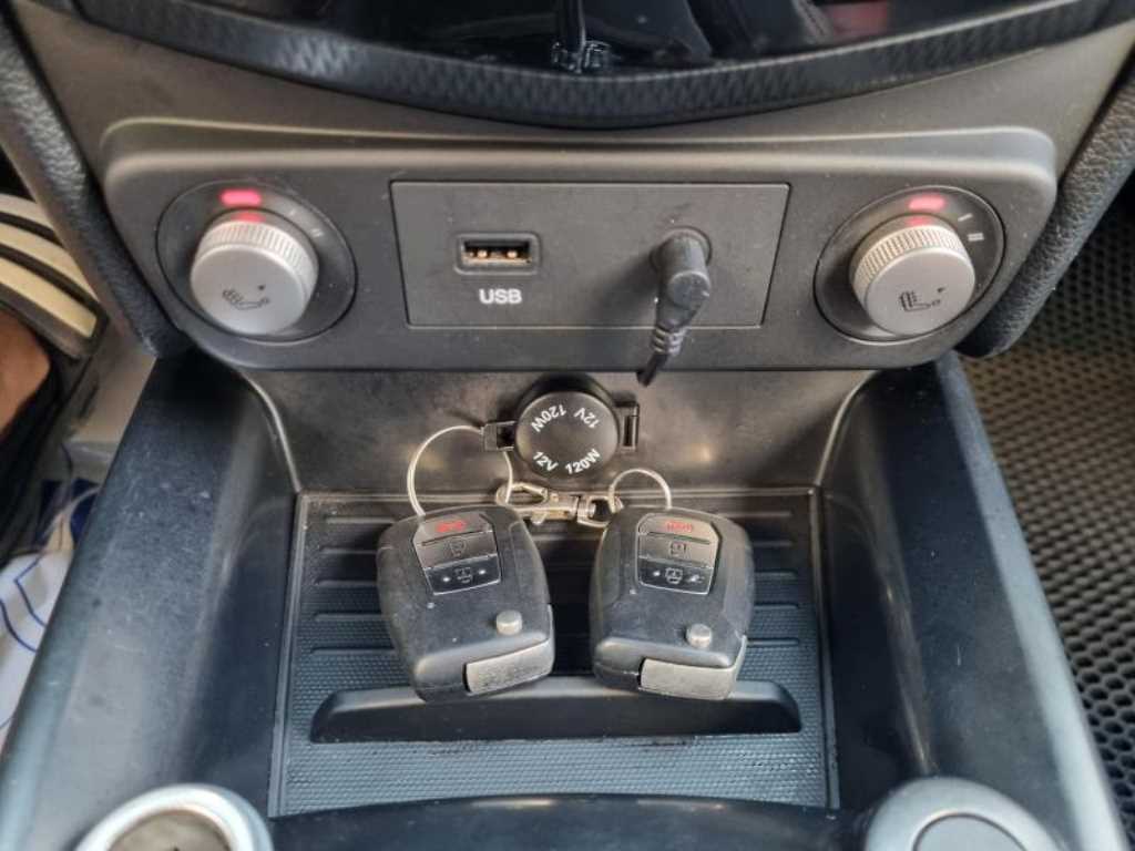 Ssangyong Tivoli 2017 Blanco - Importación desde Corea - HF Imports Iquique - Foto 17