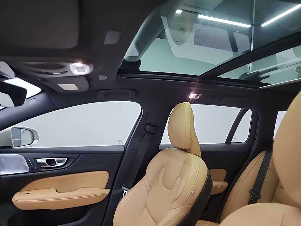 Volvo V60 2021 Plateado - Importación desde Corea - HF Imports Iquique - Foto 14