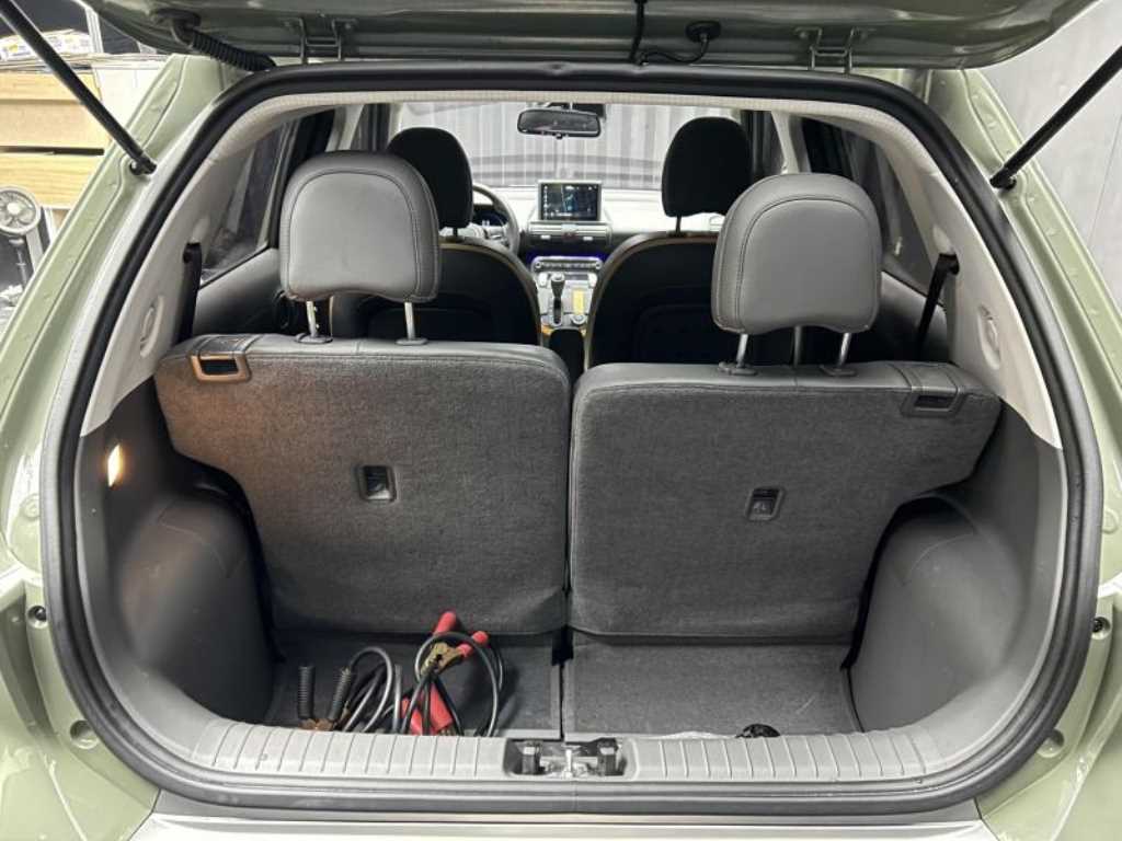 HYUNDAI Casper - Vista 5