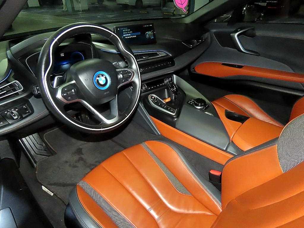 BMW i8 - Vista 11