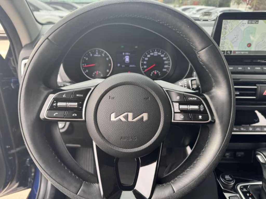 KIA Seltos - Vista 12