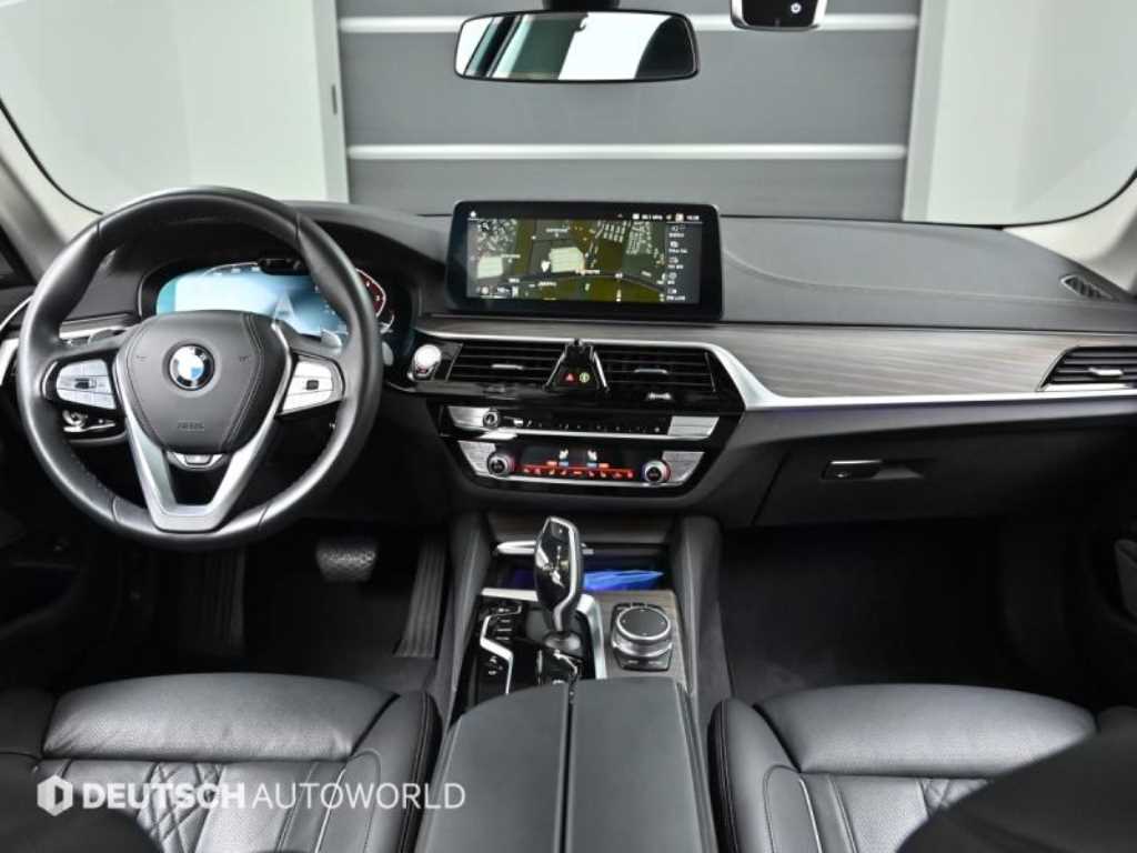 BMW 5 Series - Vista 7