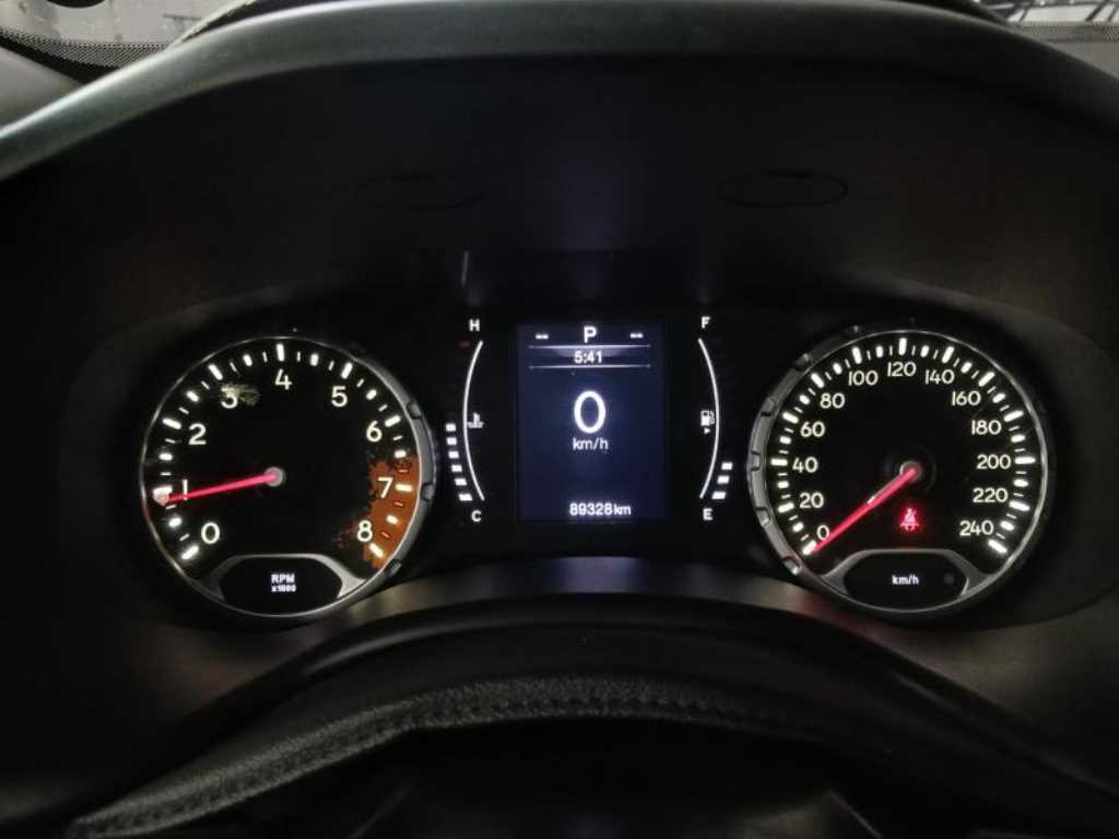 Jeep Renegade - Vista 9