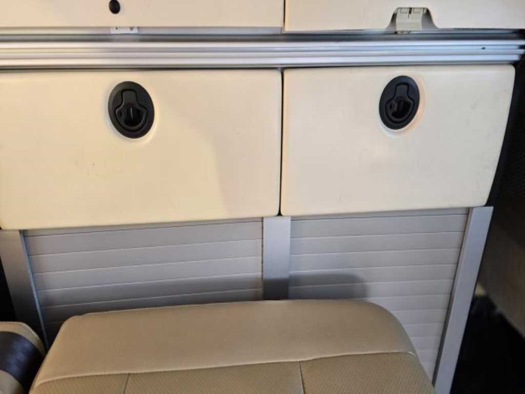 HYUNDAI Starex - Vista 8