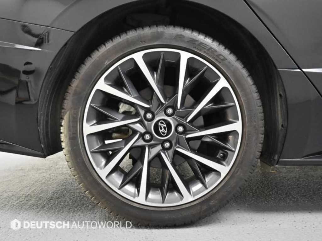 HYUNDAI Sonata - Vista 5