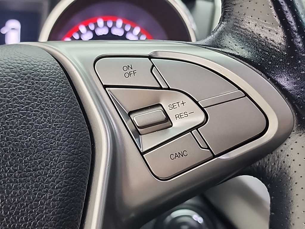 Ssangyong Tivoli 2015 Blanco - Importación desde Corea - HF Imports Iquique - Foto 17