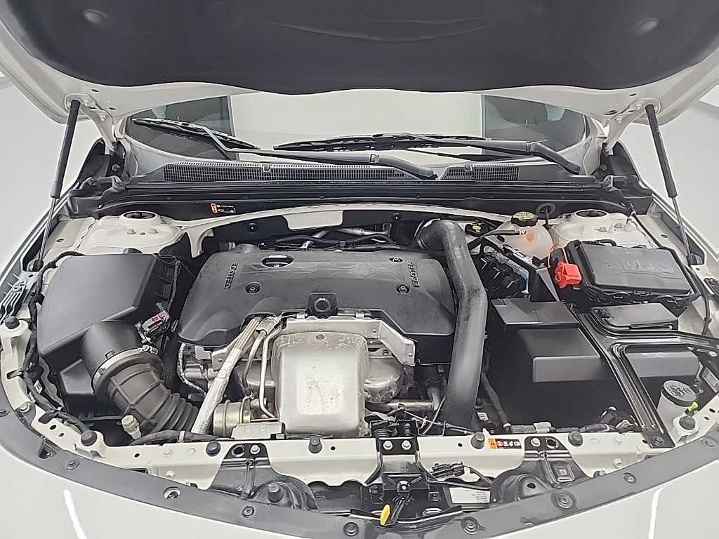 Chevrolet Malibu - Vista 5