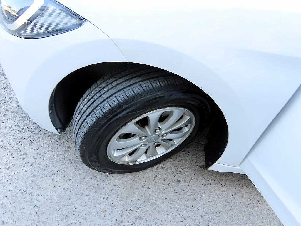 HYUNDAI Avante 2016 Blanco - Importación desde Corea - HF Imports Iquique - Foto 19