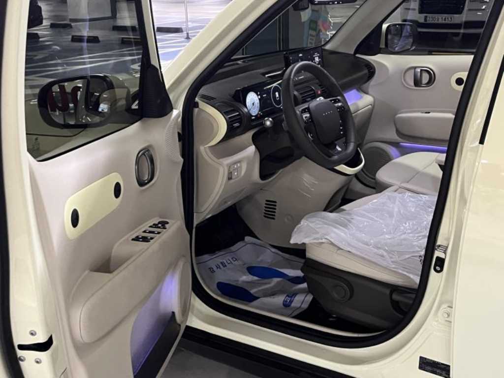 HYUNDAI Casper - Vista 11