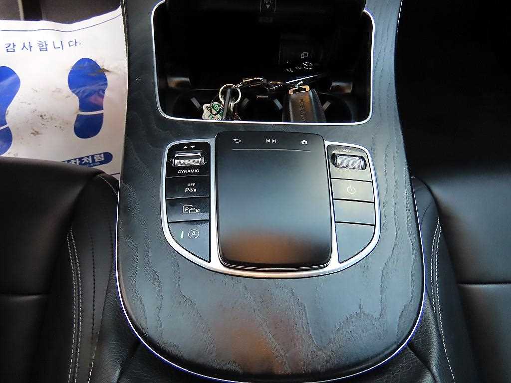 Mercedes Benz E class 2021 Blanco - Importación desde Corea - HF Imports Iquique - Foto 13