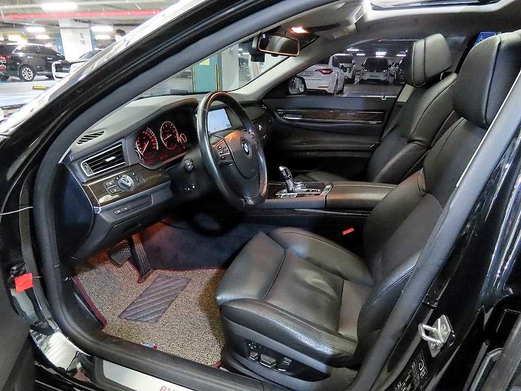 BMW 7 Series - Vista 6