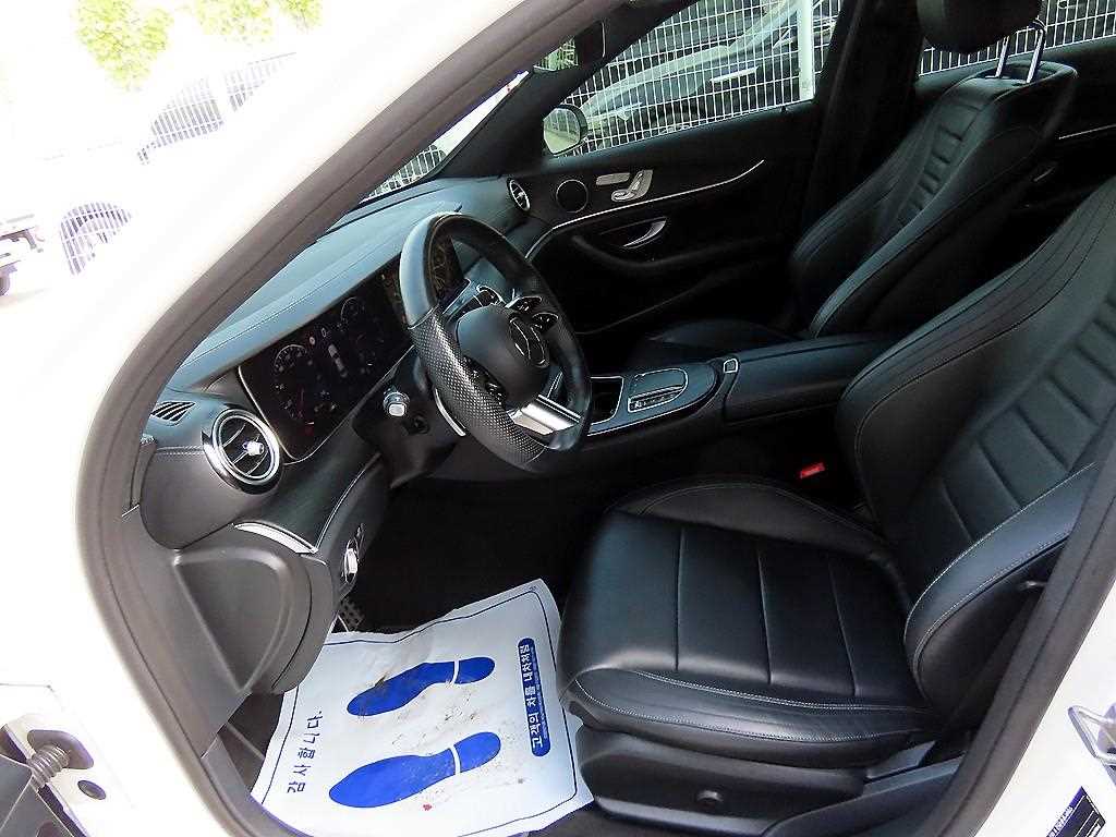 Mercedes Benz E class - Vista 5