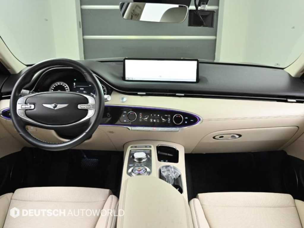 Genesis GV70 - Vista 7