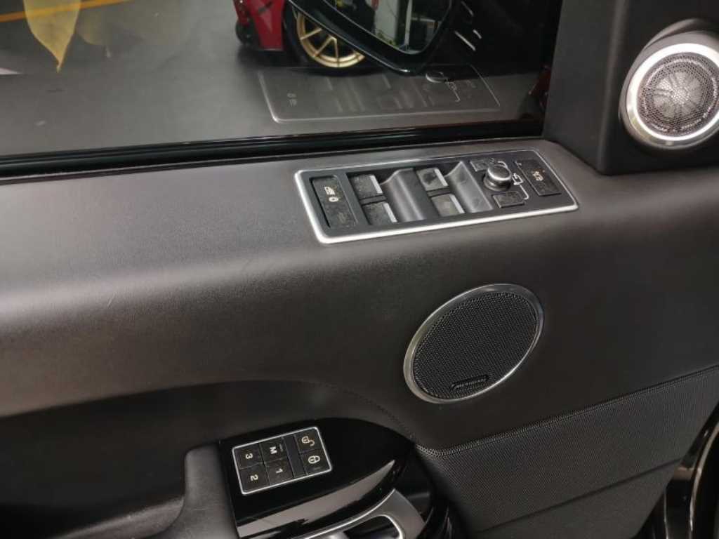 Land Rover Range Rover - Vista 9
