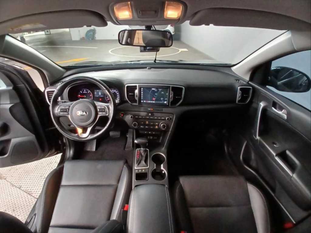 KIA Sportage - Vista 8