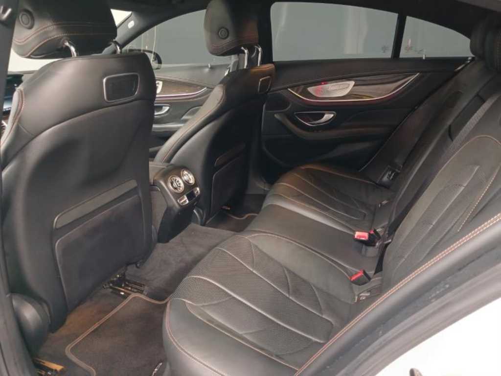 Mercedes Benz CLS Class - Vista 8