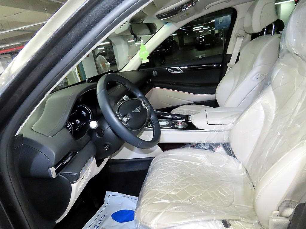 Genesis GV80 - Vista 7