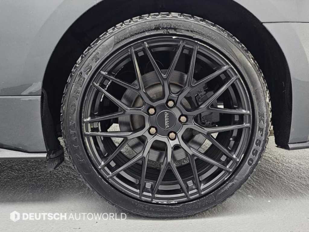 Ford Mustang - Vista 5