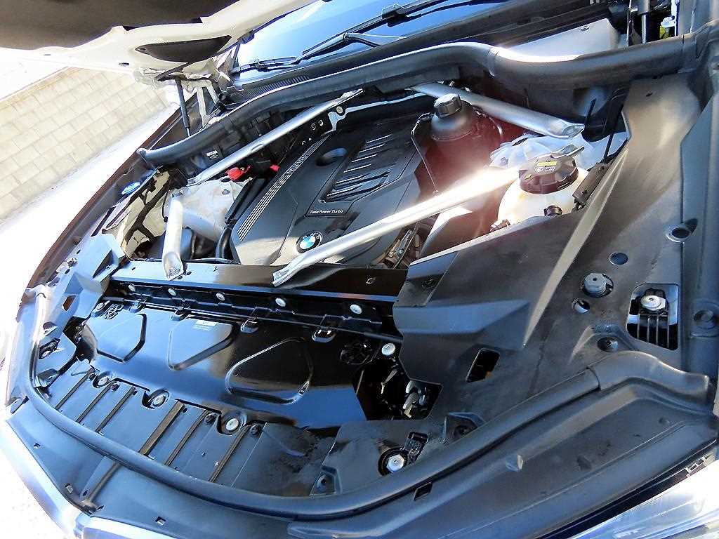 BMW X6 2022 Blanco - Importación desde Corea - HF Imports Iquique - Foto 19