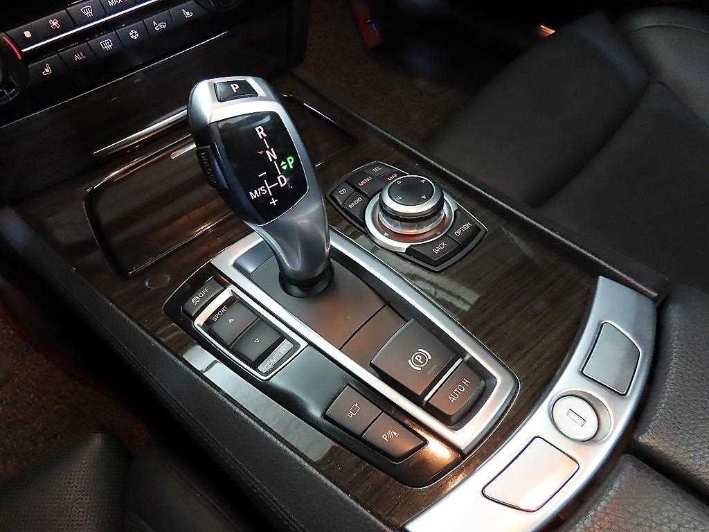 BMW 7 Series - Vista 12