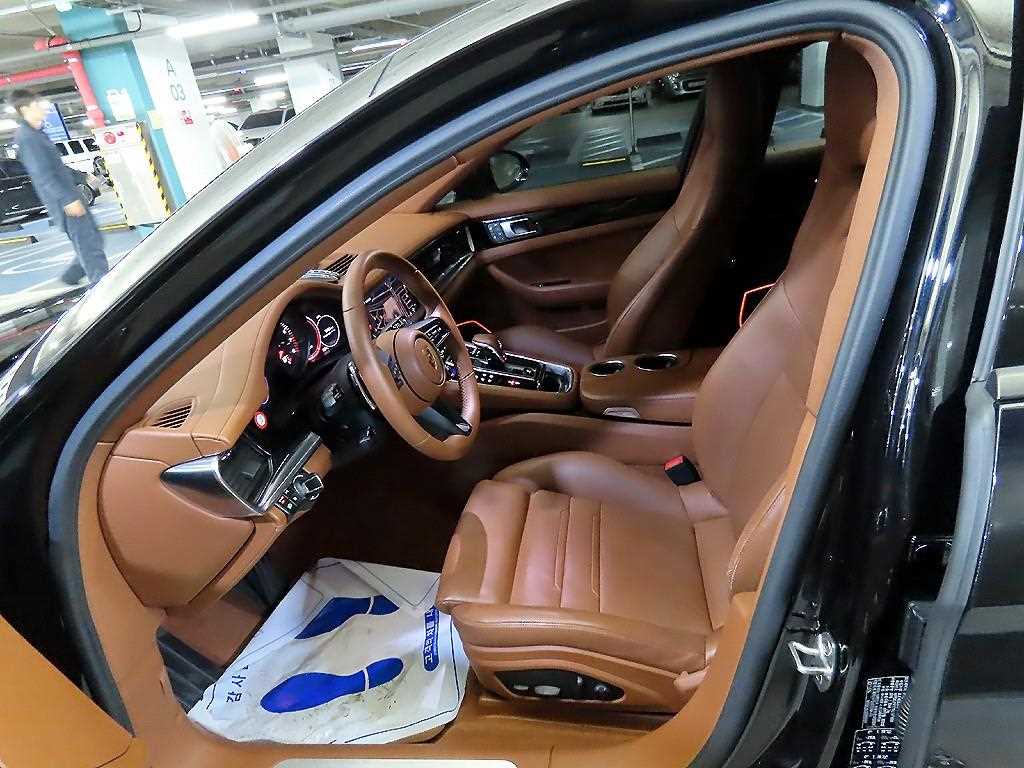 Porsche Panamera - Vista 6