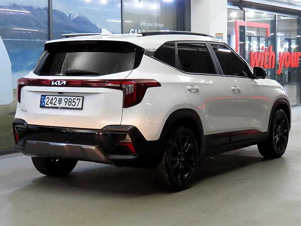 KIA Seltos - Vista 4