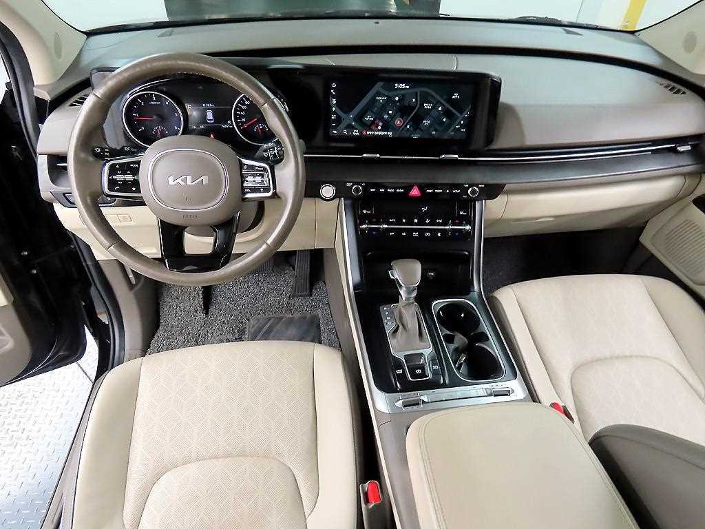 KIA Carnival - Vista 7