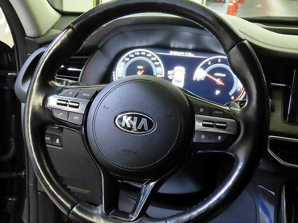 KIA K7 - Vista 8