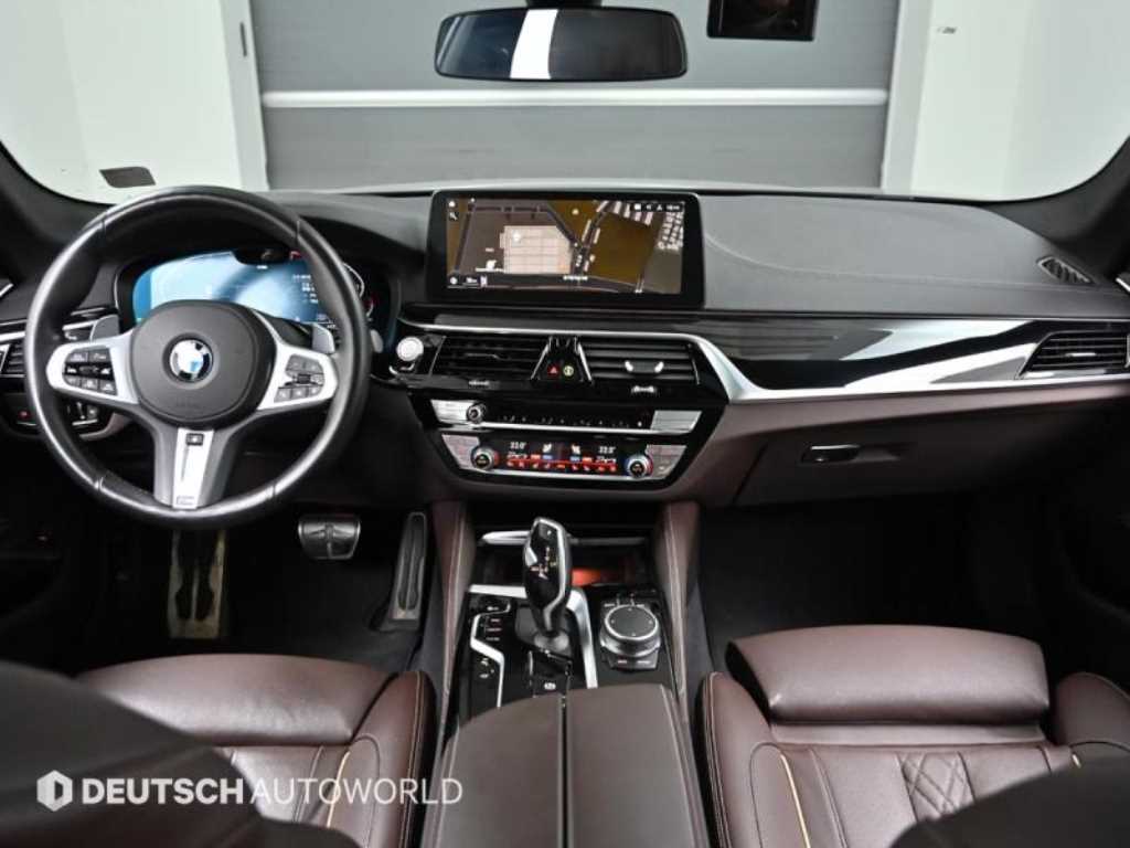 BMW 5 Series - Vista 7