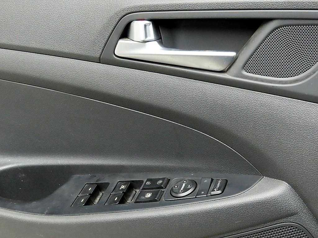 HYUNDAI Tucson - Vista 11